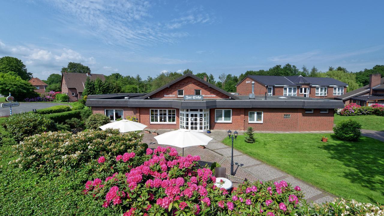 Landhotel Zur Eiche Buxtehude Bagian luar foto